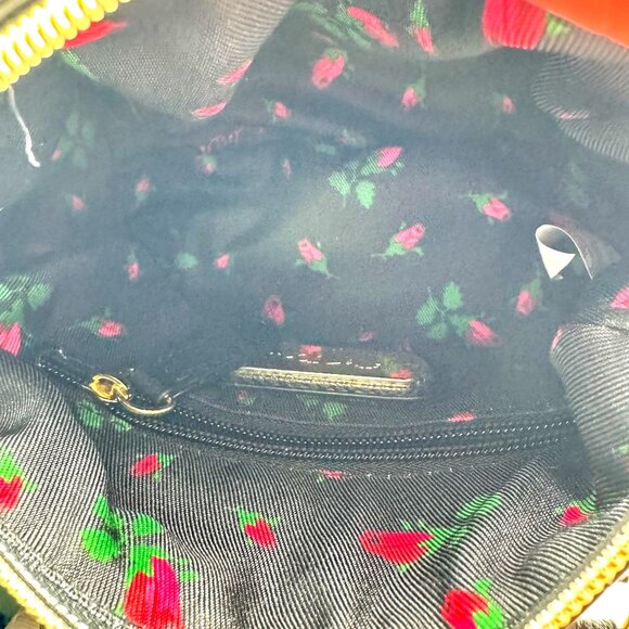 Betsey Johnson Quilted Heart Crossbody Bag Bow Gold-Tone Hardware Beige Black - Picture 8 of 16